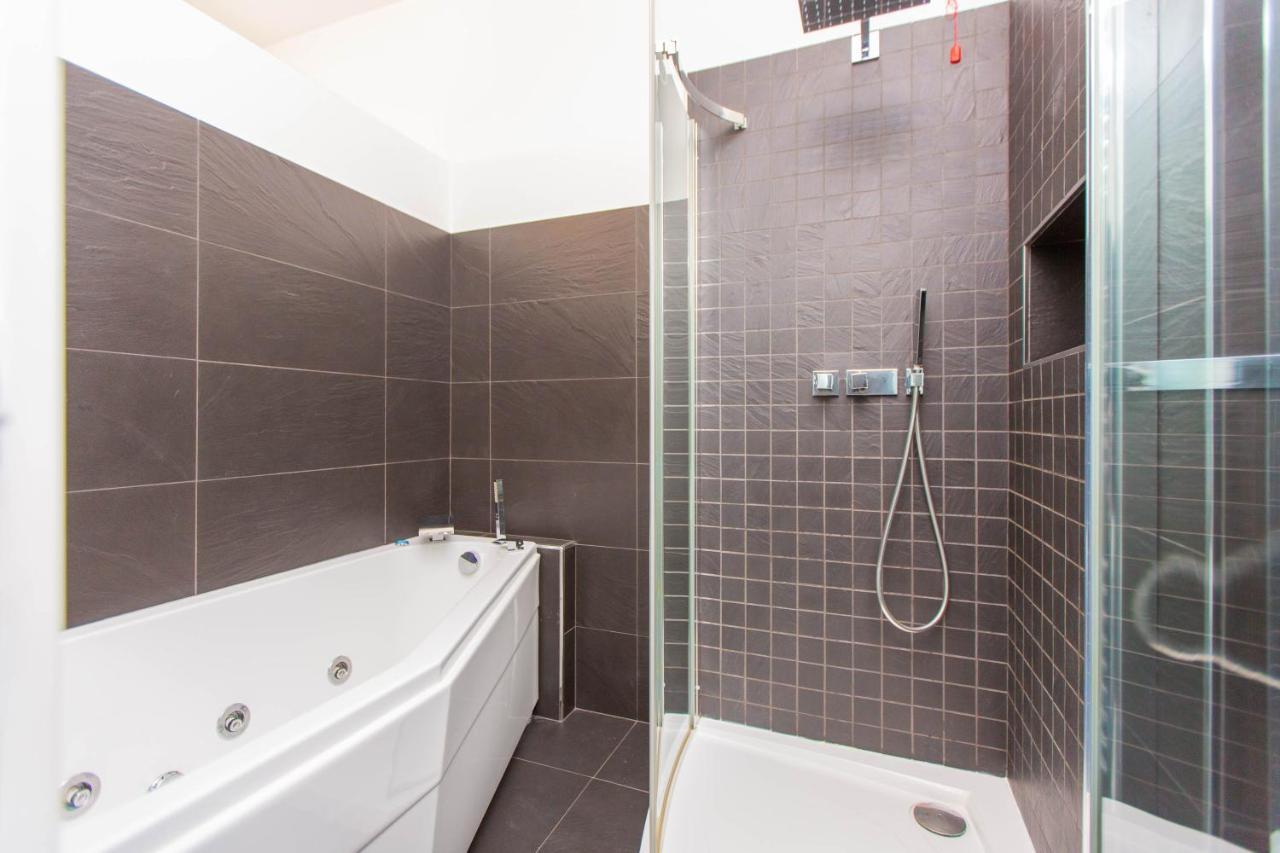Al 4 Otel Busto Arsizio Dış mekan fotoğraf